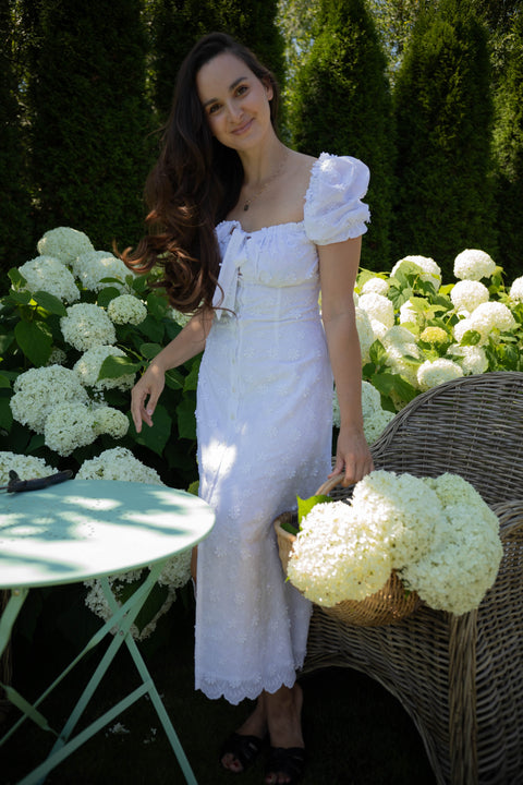 Carmen midi white flowers