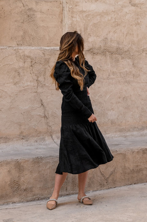 Scarlet black