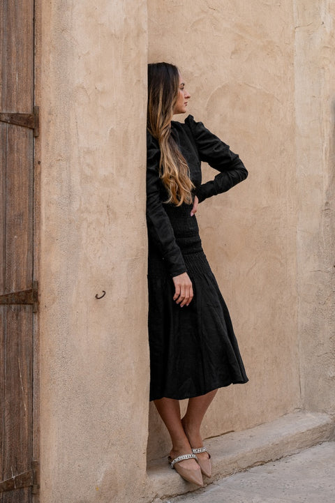 Scarlet black