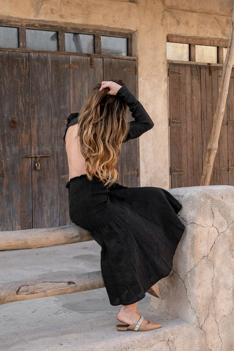 Scarlet black