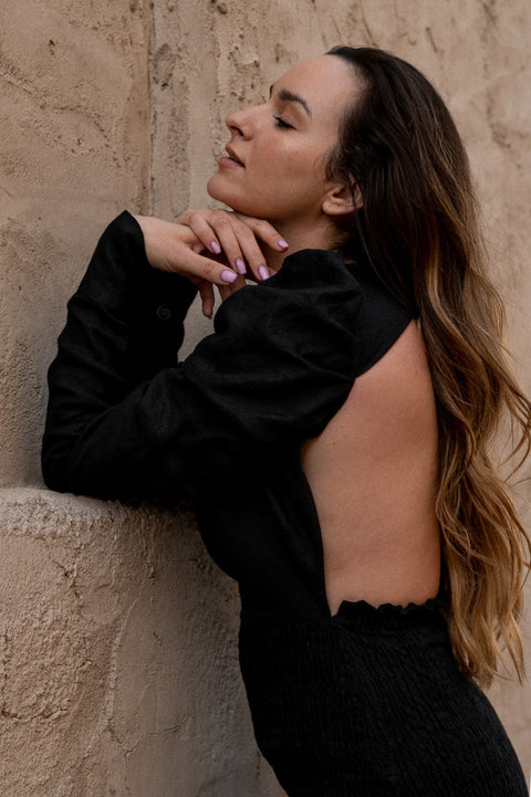 Scarlet black